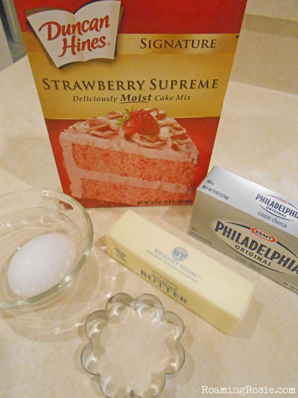 Strawberry Cream Cheese Sandwich Cookies