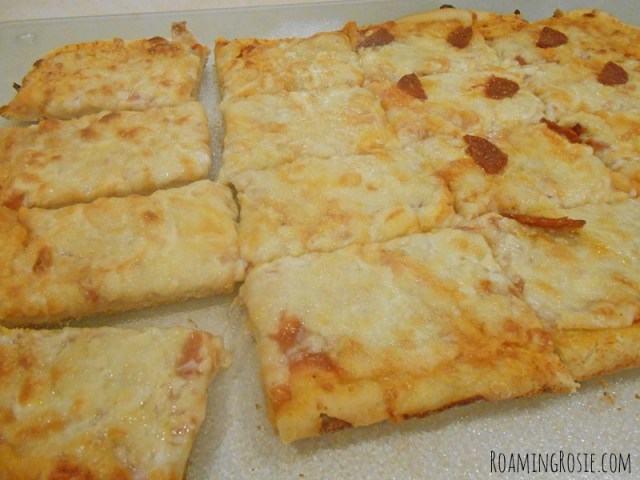 Easy Pizza Dough Recipe {And How to Proof Yeast} at RoamingRosie.com